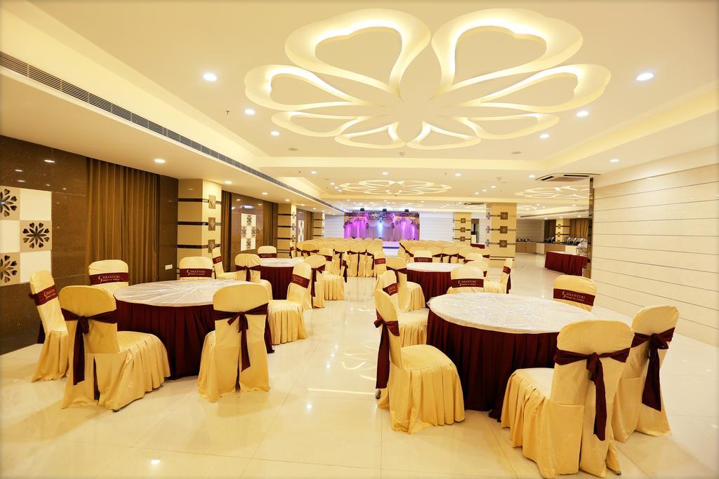 Hotel Sitara Grand Miyapur Hyderabad Ngoại thất bức ảnh