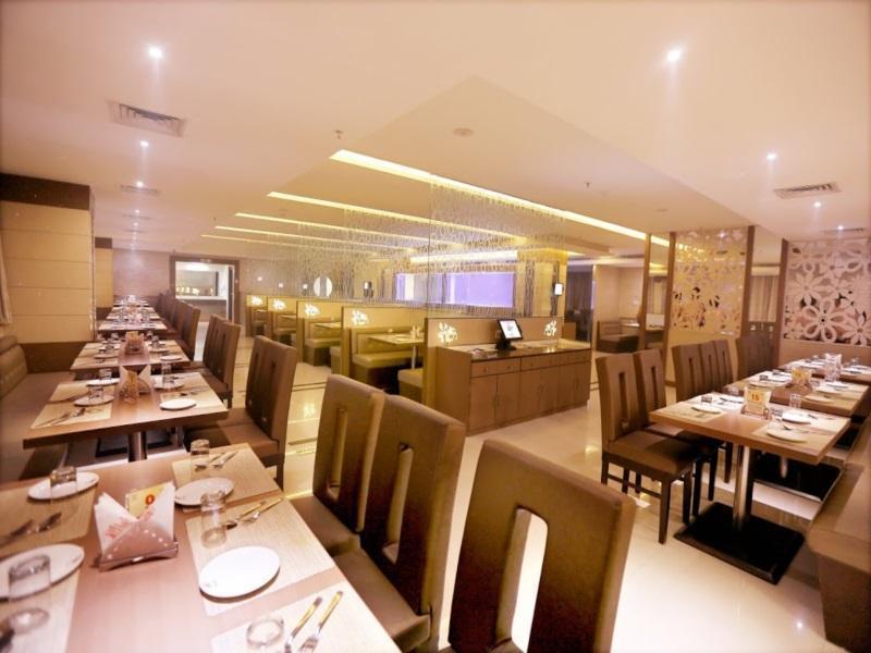 Hotel Sitara Grand Miyapur Hyderabad Ngoại thất bức ảnh