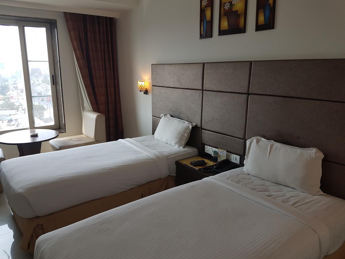 Hotel Sitara Grand Miyapur Hyderabad Ngoại thất bức ảnh
